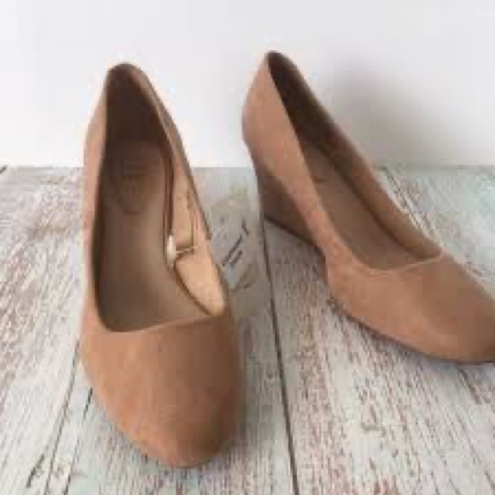 Tan wedge heels